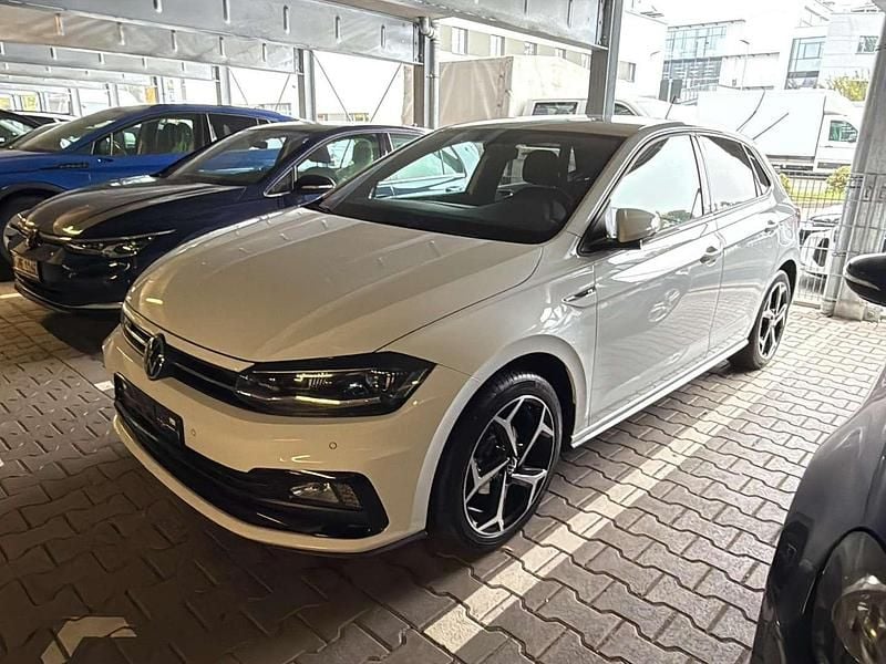 Weiß Gebraucht 2022 VW Polo R-line Limousine | € 19.999 (Fairer Preis) - Bild 1/4