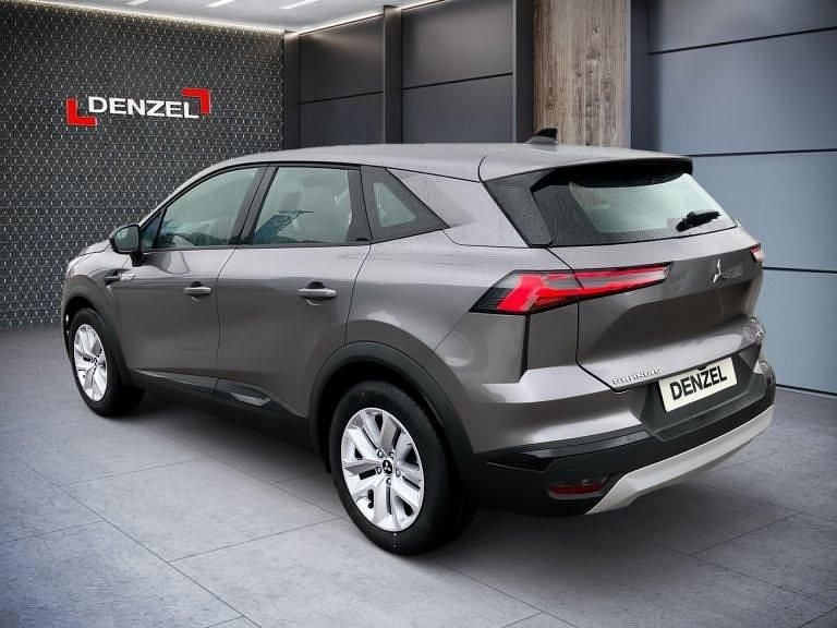 Neu Mitsubishi Grandis Invite 109 PS (80 kW) 2026 Steel grau (m) SUV