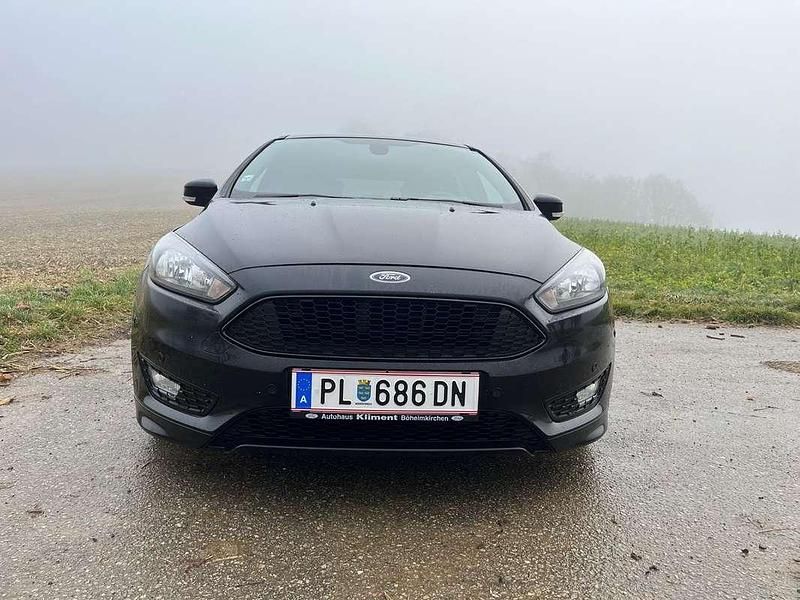 Gebraucht Ford Focus ST-Line 150 PS (110 kW) 2017 Schwarz Limousine