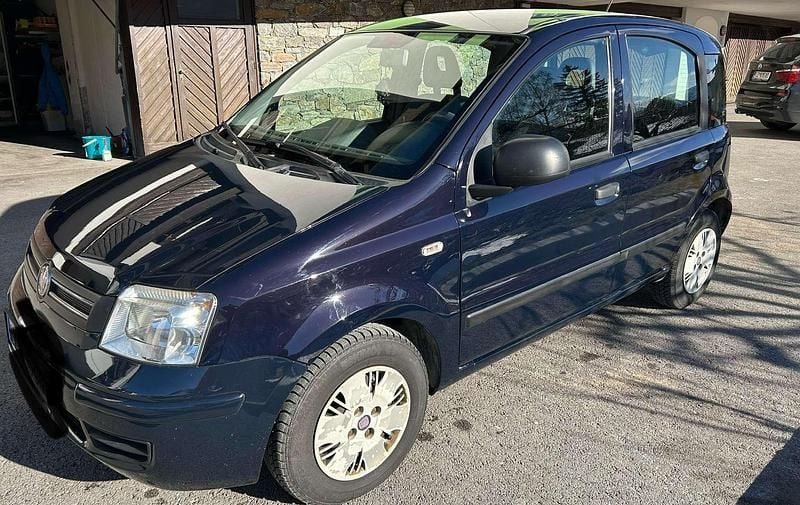 Blau Gebraucht 2010 Fiat Panda Limousine | € 2.500 (Fairer Preis) - Bild 1/4