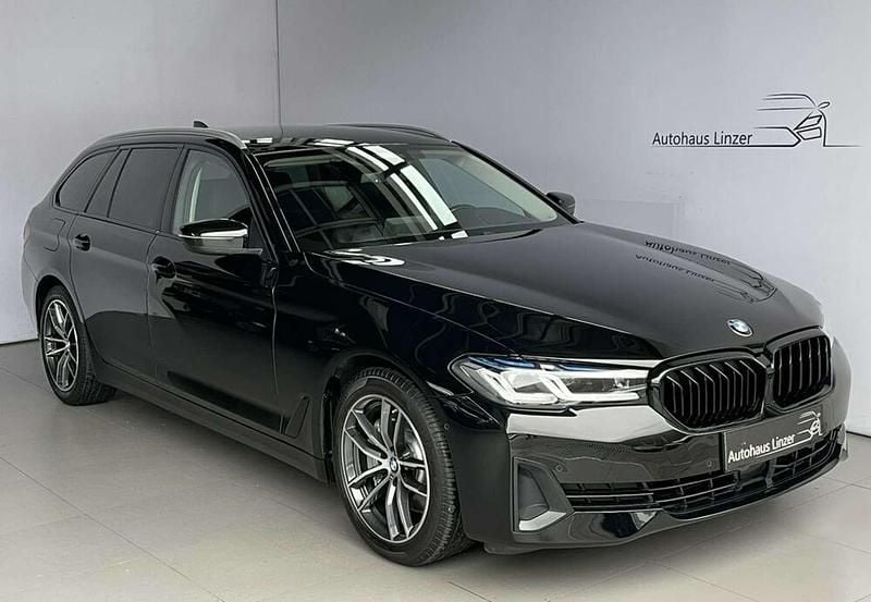 Schwarz Gebraucht 2021 BMW 530e Kombi | € 28.890 (Fairer Preis) - Bild 1/4