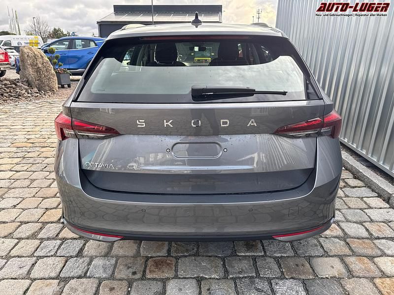 Neu Skoda Octavia Selection 2026 Graphitgrau metallic Kombi