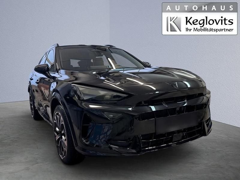 Neu Cupra Formentor 204 PS (150 kW) 2025 Schwarz  metallic SUV