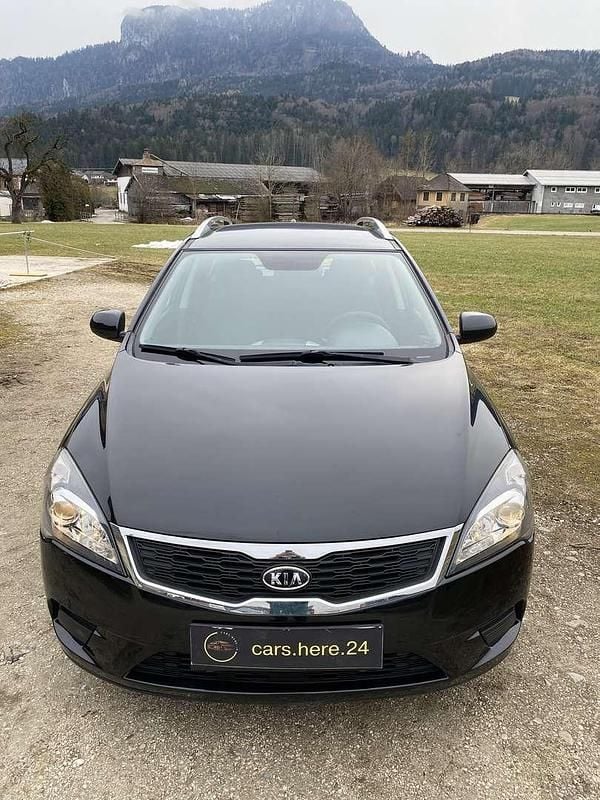 Gebraucht Kia Ceed Sportswagon Vision 90 PS (66 kW) 2011 Kombi