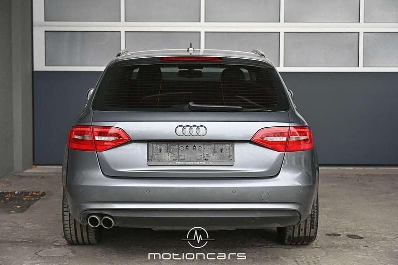 Gebraucht Audi A4 Basis 150 PS (110 kW) 2013 Grau Kombi