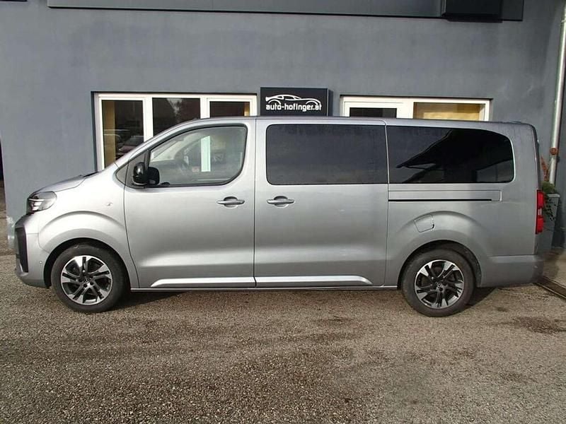 Gebraucht Opel Zafira Life Edition 177 PS (130 kW) 2024 Grau Van / Kleinbus