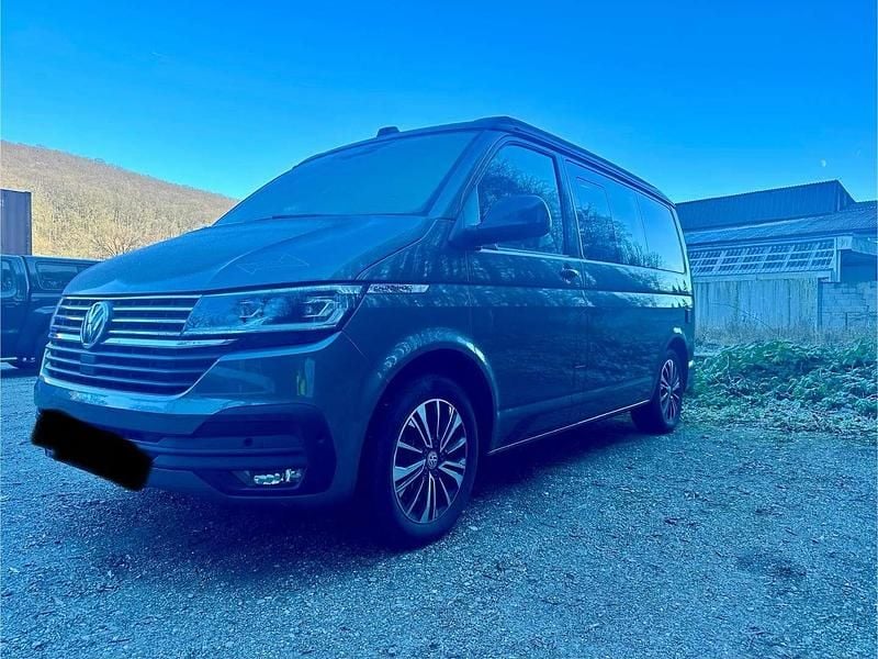 Grau Gebraucht 2021 VW California Edition Van | € 63.900 (Guter Preis) - Bild 1/4