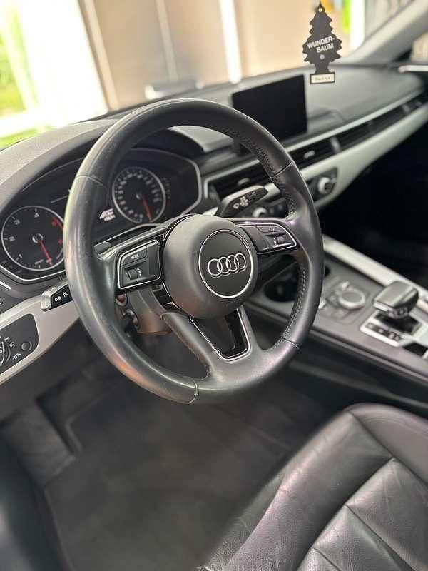 Gebraucht Audi A5 Sportback Sport 190 PS (139 kW) 2019 Schwarz Kleinwagen