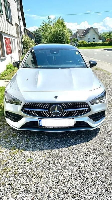 Gebraucht Mercedes CLA200 Shooting Brake AMG line 163 PS (119 kW) 2020 Kombi