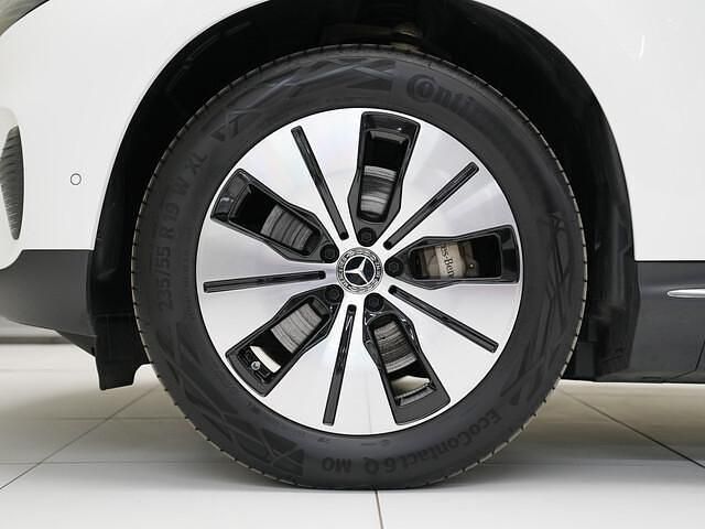 Gebraucht Mercedes EQC400 300 kW (408 PS) 2022 Weiß SUV