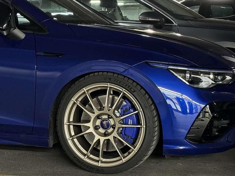 Gebraucht VW Golf VIII R 333 PS (244 kW) 2023 Limousine