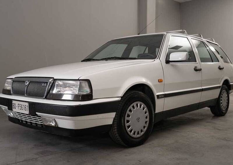 Weiß Gebraucht 1991 Lancia Thema Kombi | € 7.900 - Bild 1/4