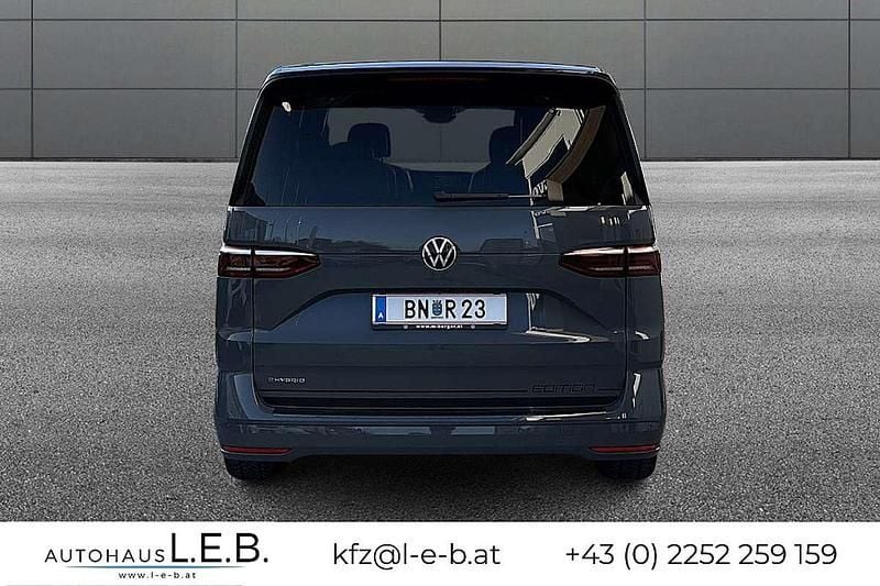 Gebraucht VW Multivan Edition 150 PS (110 kW) 2023 Grau Van
