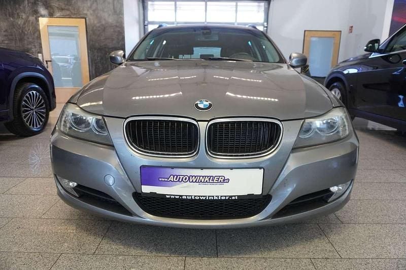 Gebraucht BMW 316 116 PS (85 kW) 2012 Silber Kombi