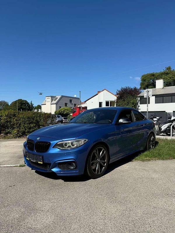 Gebraucht BMW 220 M Performance 190 PS (139 kW) 2014 Blau Coupé