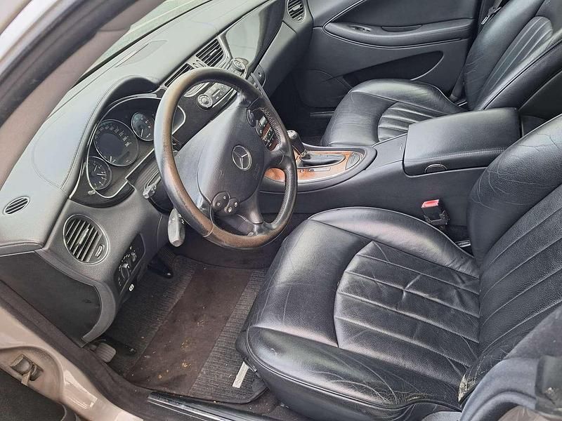 Gebraucht Mercedes CLS350 272 PS (200 kW) 2005 Grau Limousine