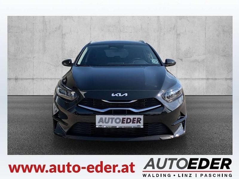 Neu Kia Ceed Sportswagon Silver 101 PS (74 kW) 2025 Schwarz Kombi