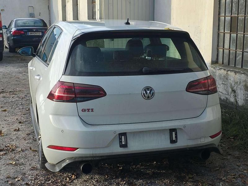 Gebraucht VW Golf VII GTI 230 PS (169 kW) 2018 Weiß Limousine