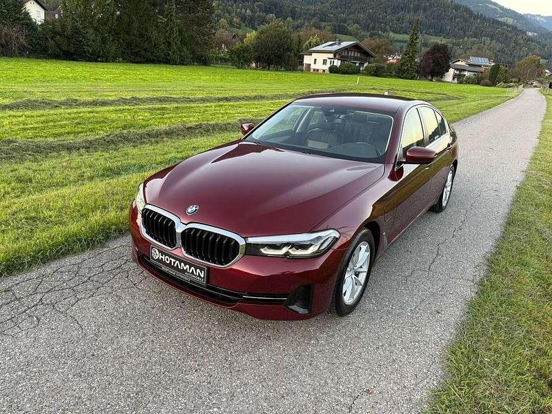 Gebraucht BMW 530e 292 PS (214 kW) 2020 Rot Limousine