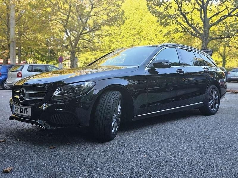 Schwarz Gebraucht 2017 Mercedes C220 Kombi | € 21.000 (Fairer Preis) - Bild 1/4