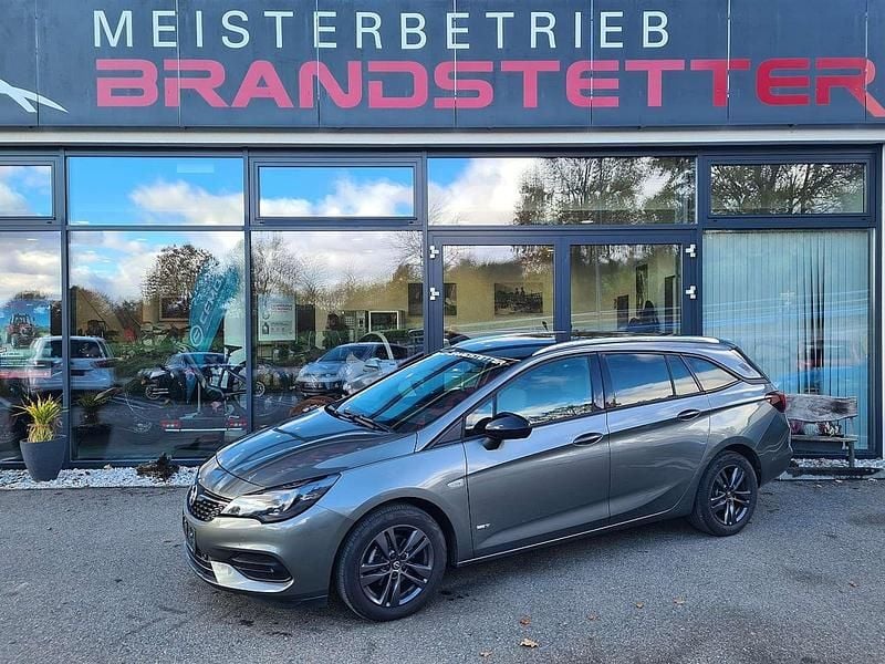 Grau Gebraucht 2022 Opel Astra Design & Tech Kombi | € 14.990 (Etwas zu teuer) - Bild 1/4