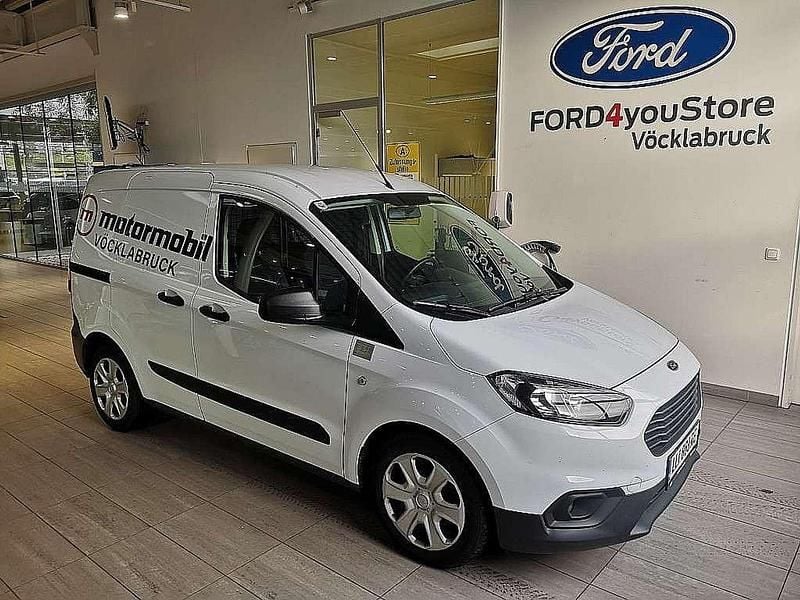 Gebraucht Ford Transit Trend 101 PS (74 kW) 2023 Frostweiß Van / Kleinbus
