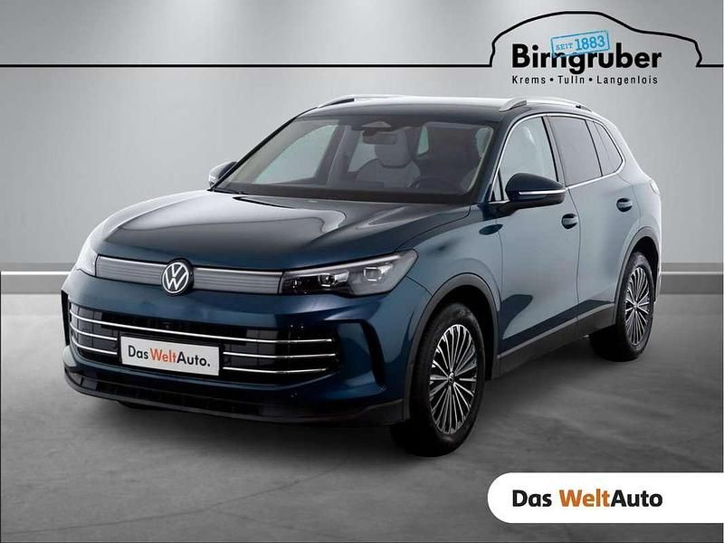 Gebraucht VW Tiguan Elegance 150 PS (110 kW) 2024 Dunkelblau  metallic SUV