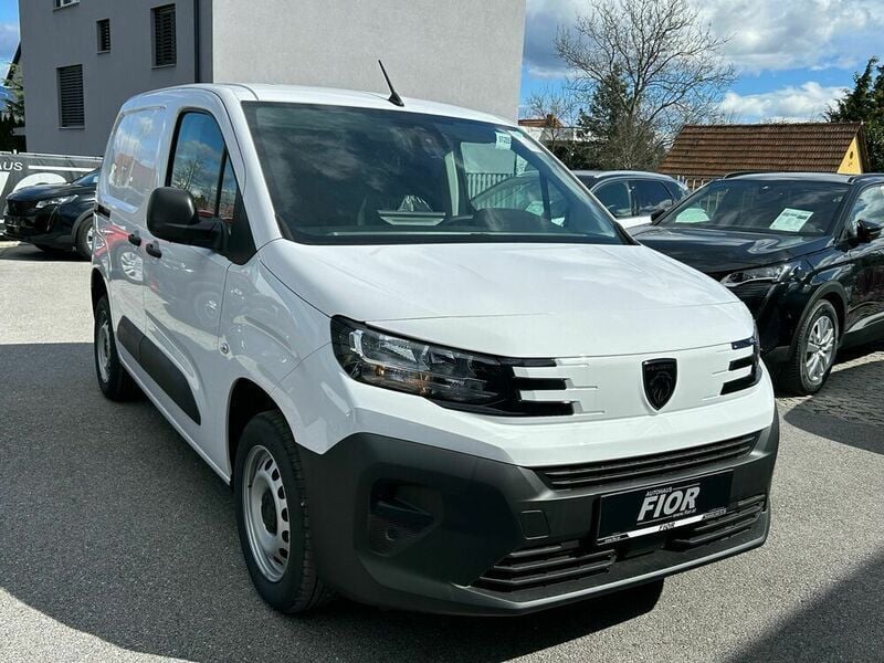 Neu Peugeot Partner 102 PS (75 kW) 2025 Van / Kleinbus