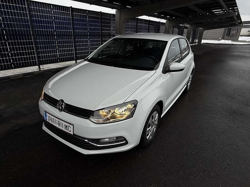 Gebraucht VW Polo Comfortline 60 PS (44 kW) 2014 Weiß Limousine