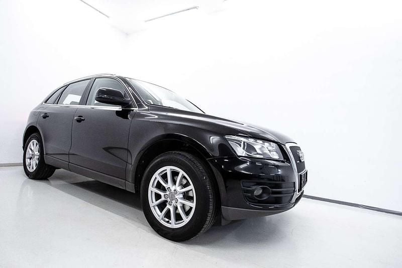 Schwarz Gebraucht 2012 Audi Q5 SUV | € 13.989 (Fairer Preis) - Bild 1/4