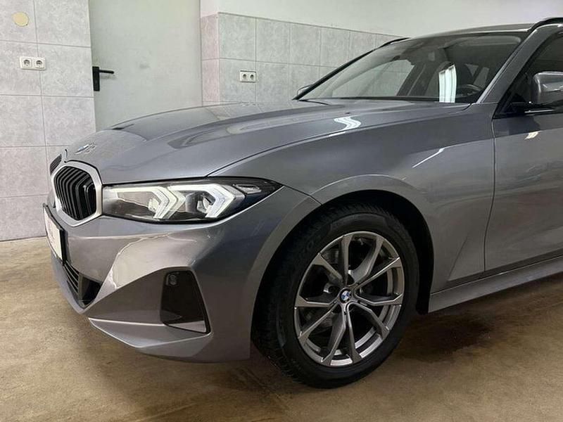 Gebraucht BMW 318 Shadowline 150 PS (110 kW) 2023 Grau Kombi