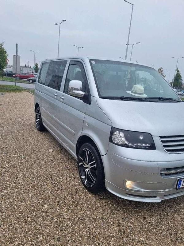 Silber Gebraucht 2005 VW Caravelle Van / Kleinbus | € 7.500 (Fairer Preis) - Bild 1/4