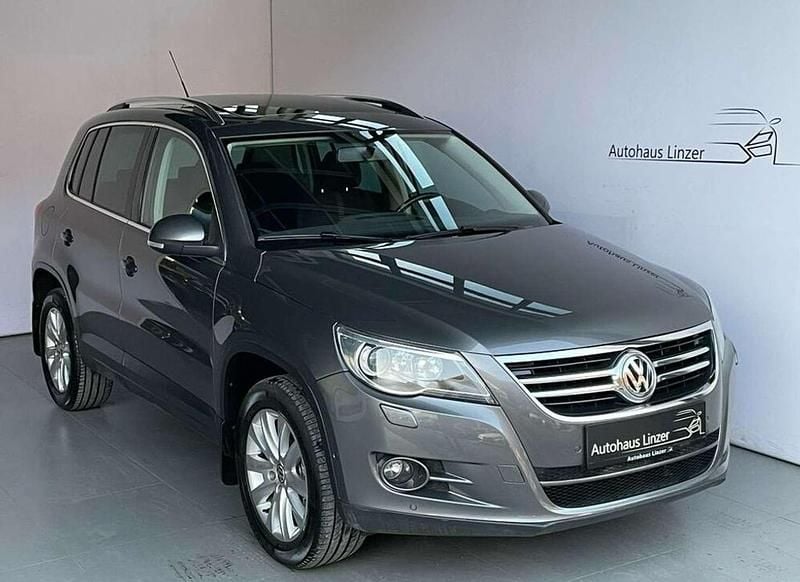 Gebraucht VW Tiguan Sportline 140 PS (102 kW) 2011 Grau SUV