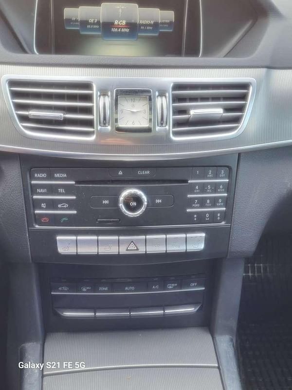 Gebraucht Mercedes E220 Avantgarde 170 PS (125 kW) 2016 Schwarz Kombi