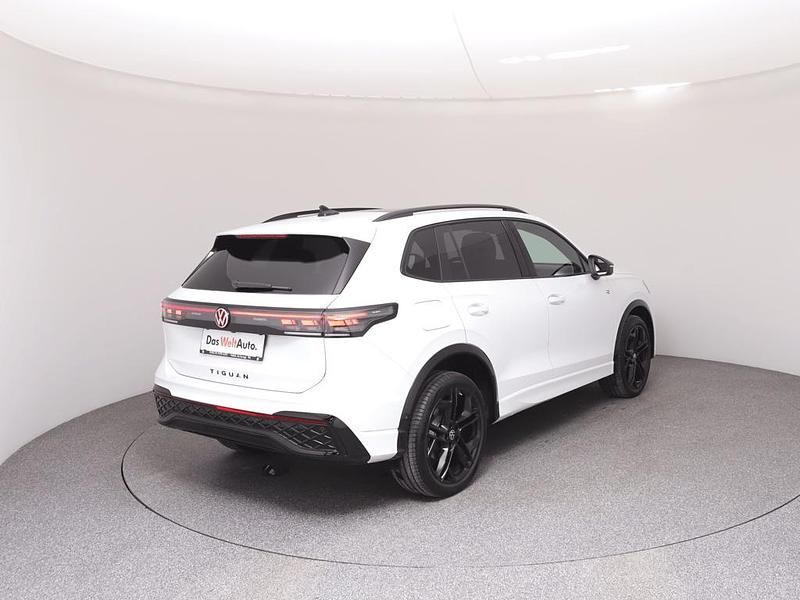 Neu VW Tiguan Sport 204 PS (150 kW) 2025 Weiss  metallicperleffekt SUV