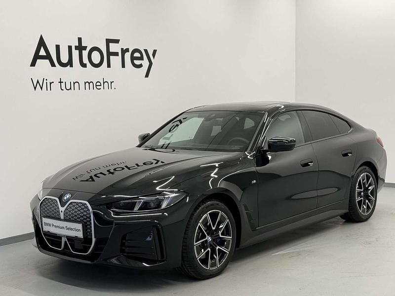 Saphirschwarz Gebraucht 2025 BMW i4 Shadowline Limousine | € 64.890 - Bild 1/4