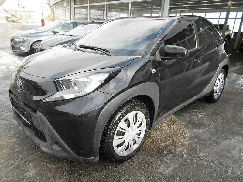 Gebraucht 2025 Toyota Aygo Play Kleinwagen | € 14.900 (Fairer Preis) - Bild 1/4