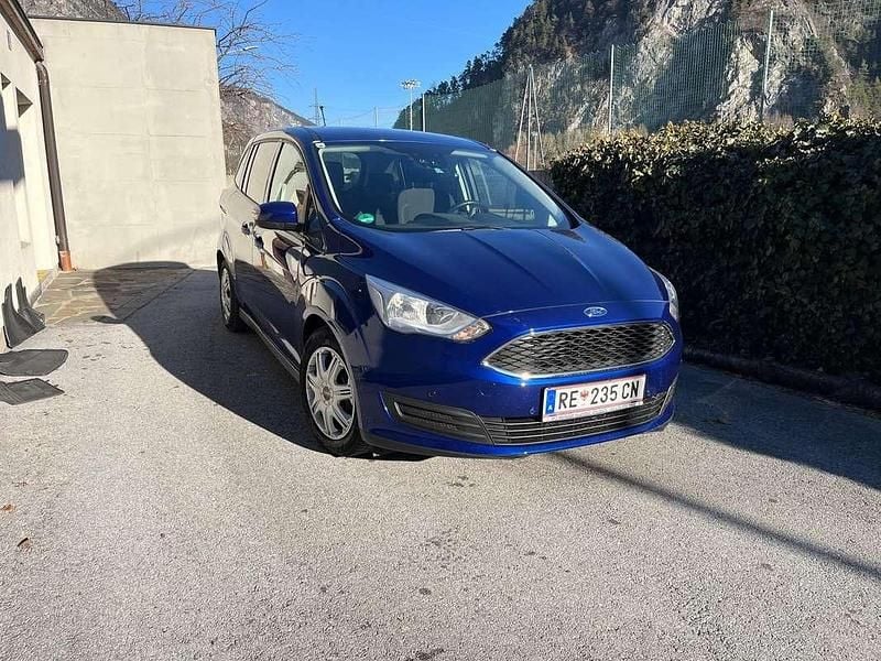 Blau Gebraucht 2017 Ford C-MAX Trend Van / Kleinbus | € 10.400 (Guter Preis) - Bild 1/4