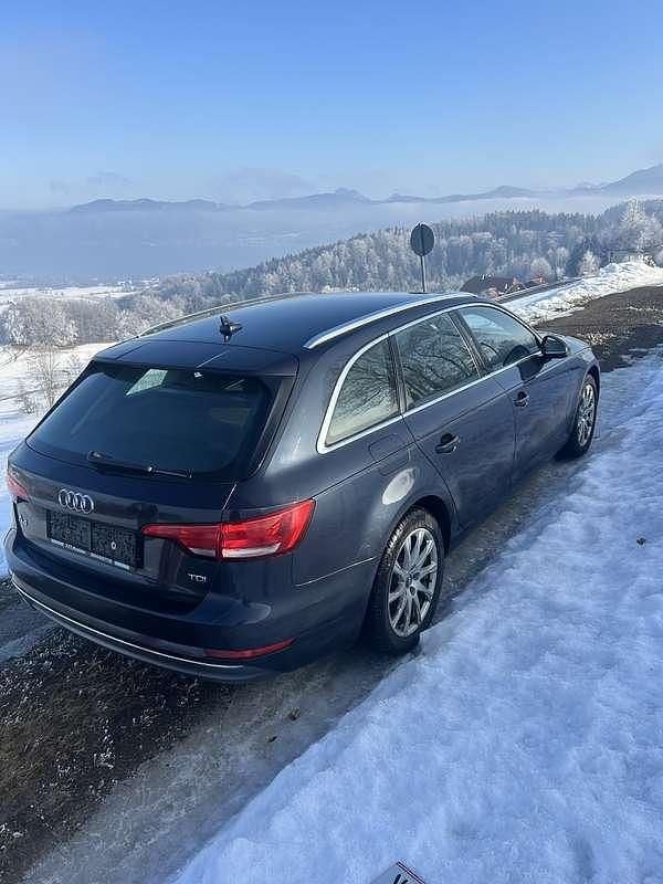 Gebraucht Audi A4 190 PS (139 kW) 2016 Blau Kombi