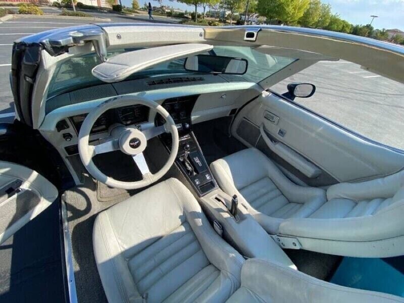 Gebraucht Chevrolet Corvette 224 PS (164 kW) 1979 Dunkelblau Cabrio
