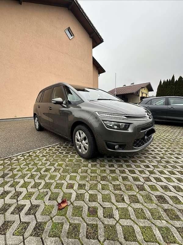 Grau Gebraucht 2016 Citroën C4 Picasso Van / Kleinbus | € 8.600 (Fairer Preis) - Bild 1/4