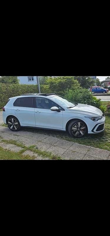Gebraucht VW Golf VIII GTE 150 PS (110 kW) 2022 Weiß Limousine