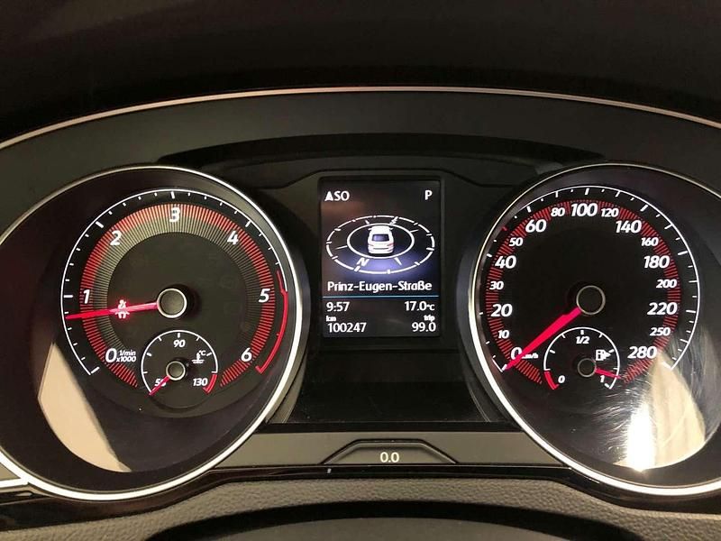 Gebraucht VW Arteon R-line 190 PS (139 kW) 2020 Kurkumagelb Limousine