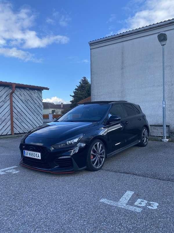 Gebraucht Hyundai i30 275 PS (202 kW) 2020 Limousine