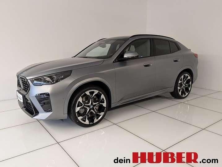 Neu BMW X2 150 PS (110 kW) 2026 Grau SUV