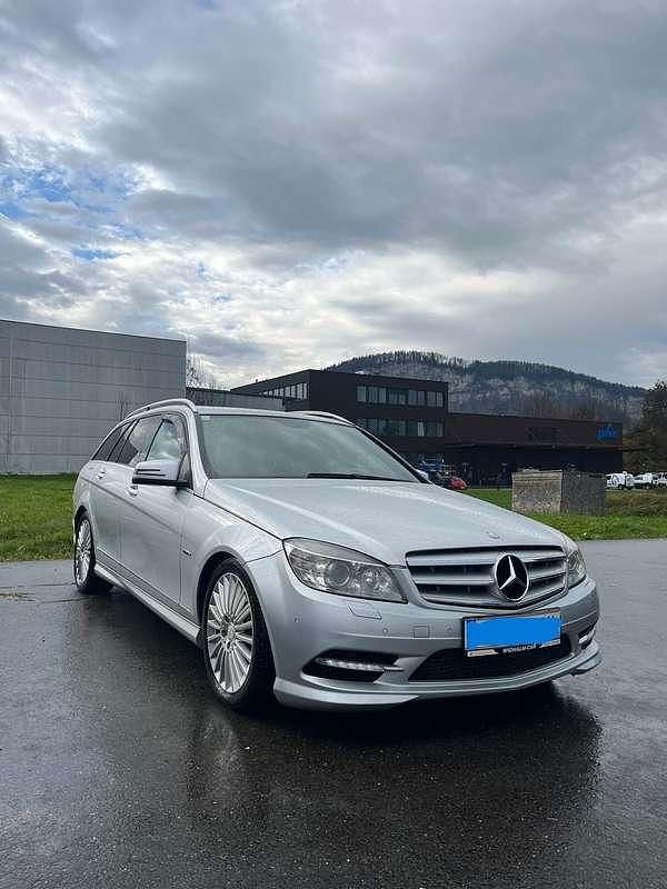 Gebraucht Mercedes C220 Avantgarde 170 PS (125 kW) 2010 Silber Kombi