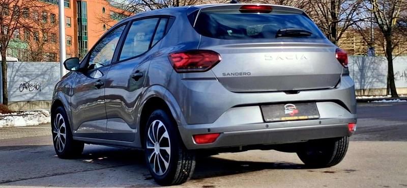 Gebraucht Dacia Sandero Expression 91 PS (66 kW) 2024 Grau Limousine