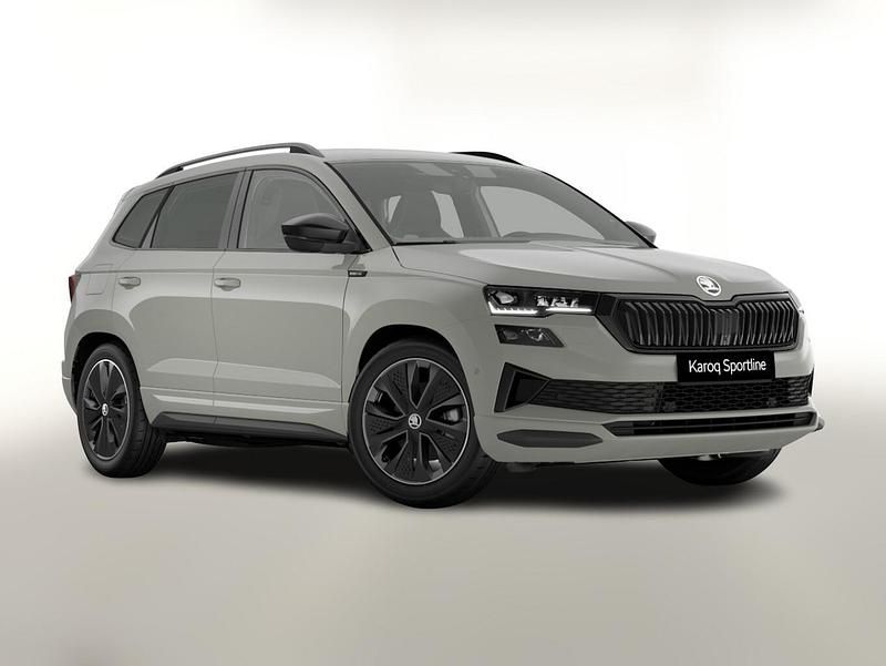 Neu 2025 Skoda Karoq SportLine SUV | € 44.344 (Etwas zu teuer) - Bild 1/3