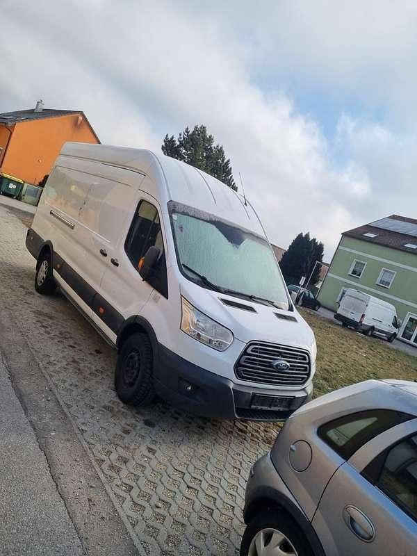 Gebraucht Ford Transit Ambiente 125 PS (91 kW) 2017 Van / Kleinbus