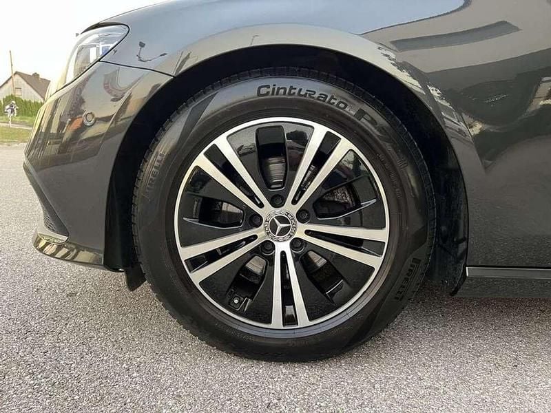 Gebraucht Mercedes E220 Avantgarde 194 PS (142 kW) 2020 Grau Kombi